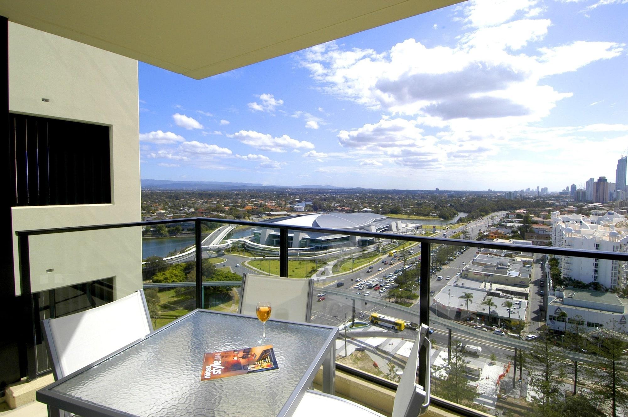 Mantra Broadbeach On The Park Gold Coast Exterior foto