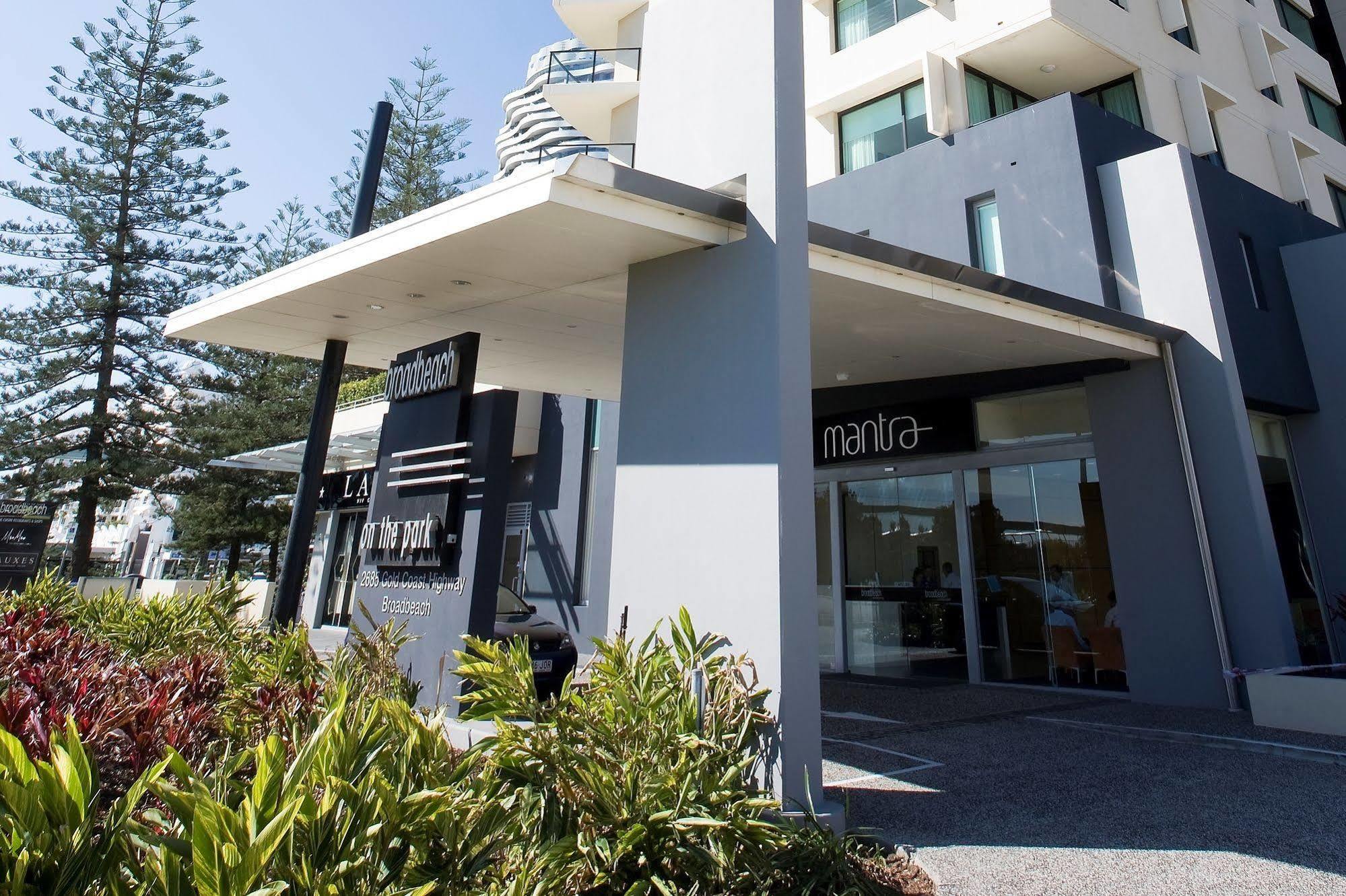 Mantra Broadbeach On The Park Gold Coast Exterior foto
